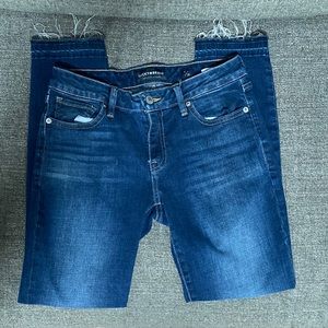 Lucky Brand skinny jeans with fringe at the bottom. Size 4/27 never worn!